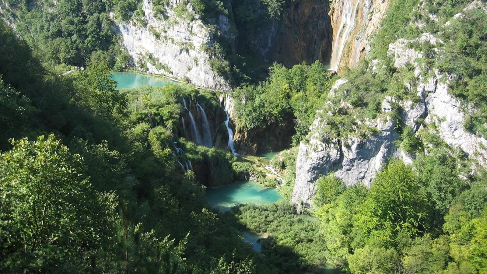10-Hour Plitvice Lakes Tour from Rijeka or Opatija with UNESCO Park Visit