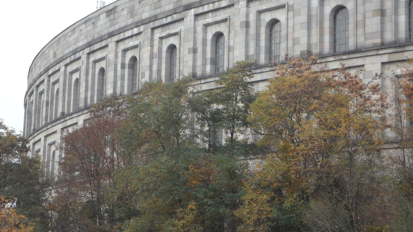 4-Hour Private Walking Tour of Nazi-Era Nuremberg and Courtroom 600