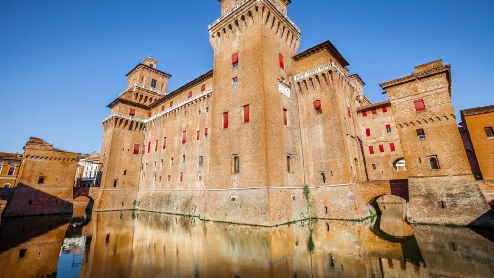 2-Hour Ferrara Bike Tour through the UNESCO Historic Center
