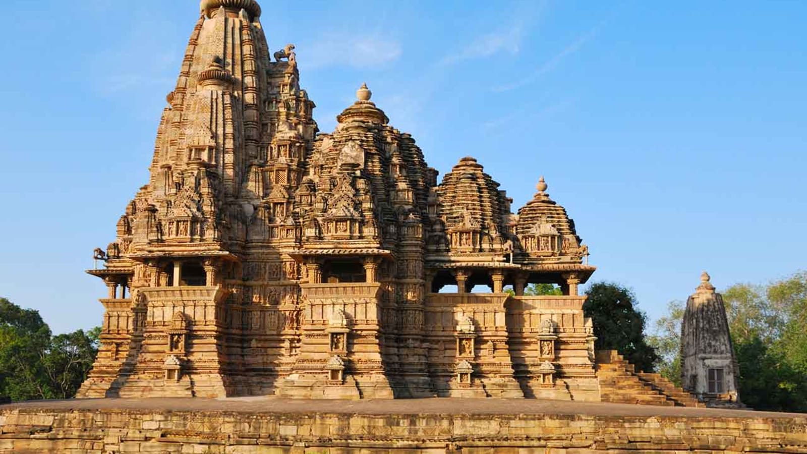 6-Day Golden Triangle Tour with Khajuraho and Orchha from Delhi