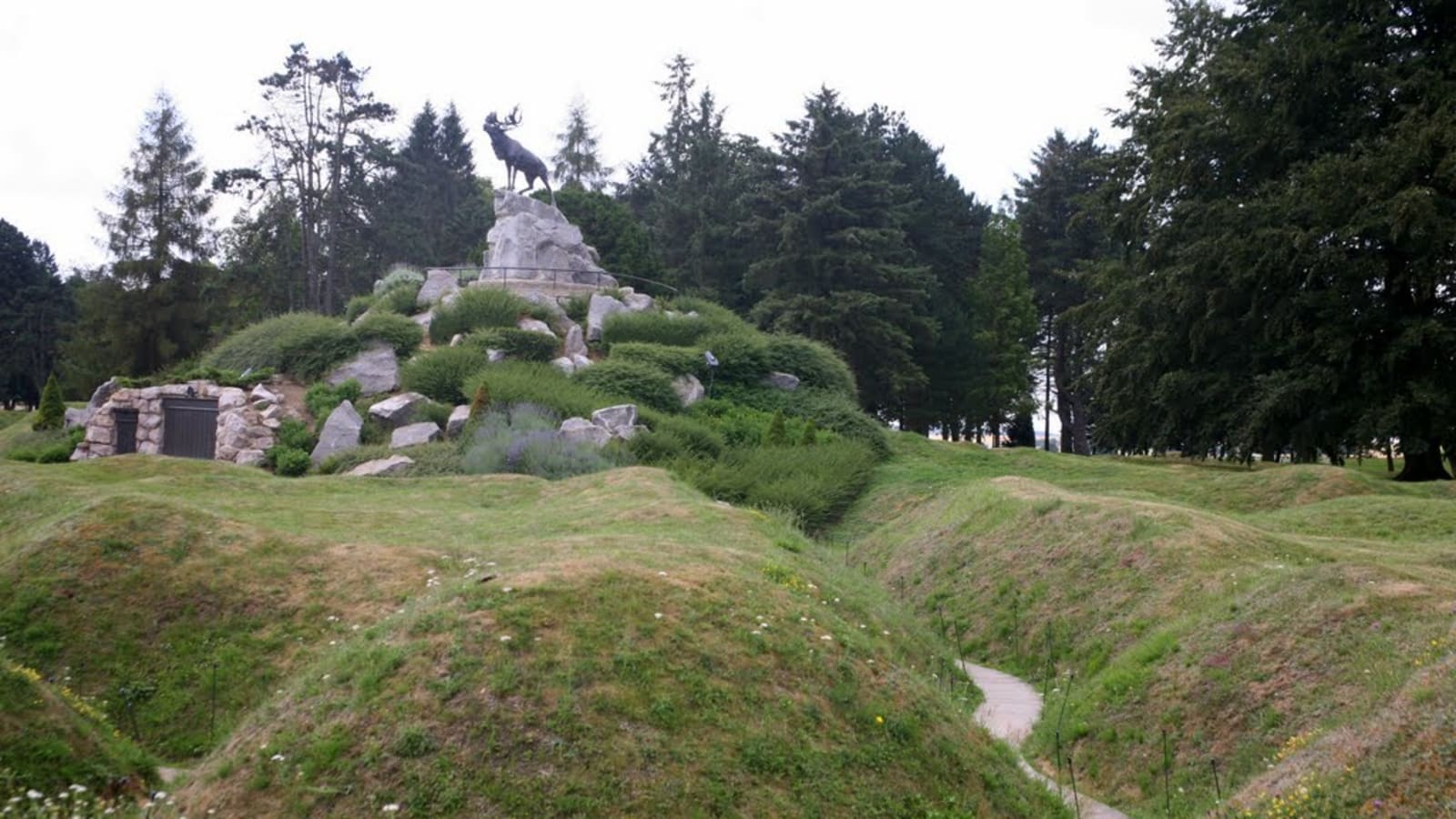 Full-Day Somme Battlefield Tour from Amiens with Beaumont Hamel