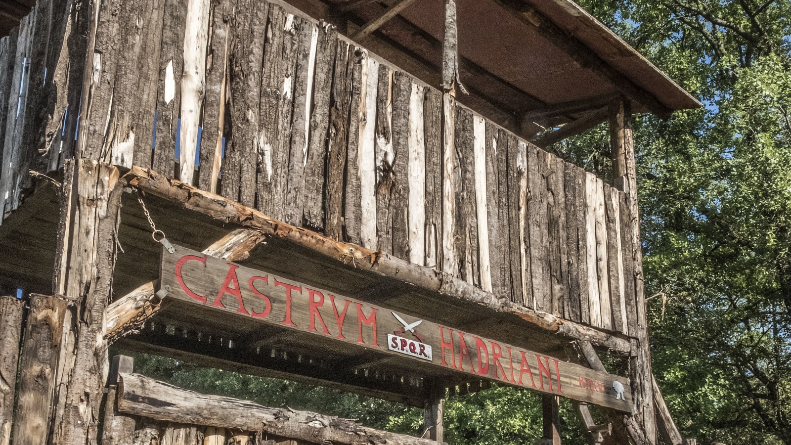 2-Day Roman Camp Experience in Tivoli with Signaculum Award