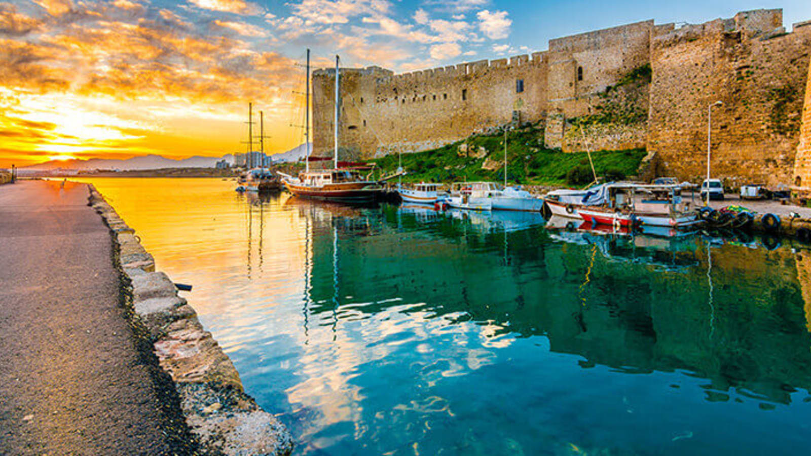 8-Hour Famagusta and Kyrenia Tour with Bellapais Abbey and Castles