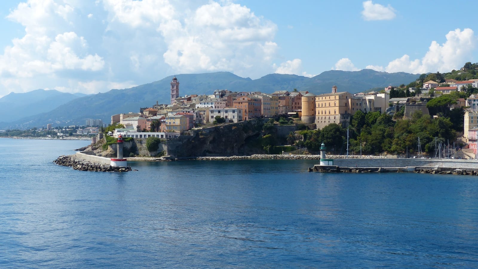 2-Hour Bastia Walking Tour through the Citadel and Old Port
