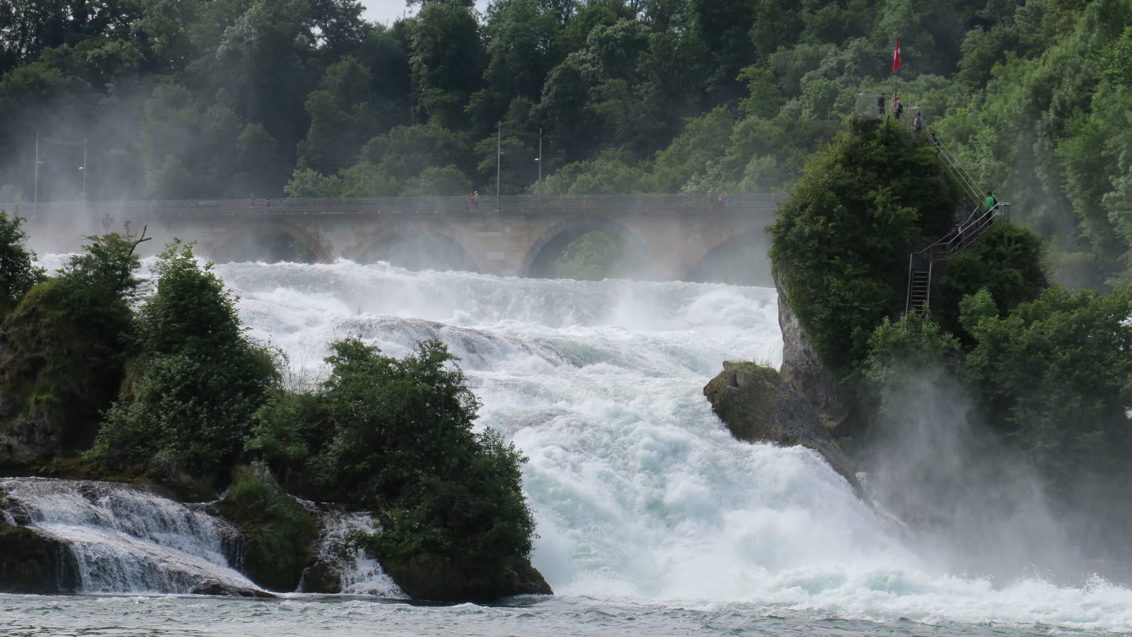 6-Day Central Europe Tour from Munich with Lakes, Zurich and Milan