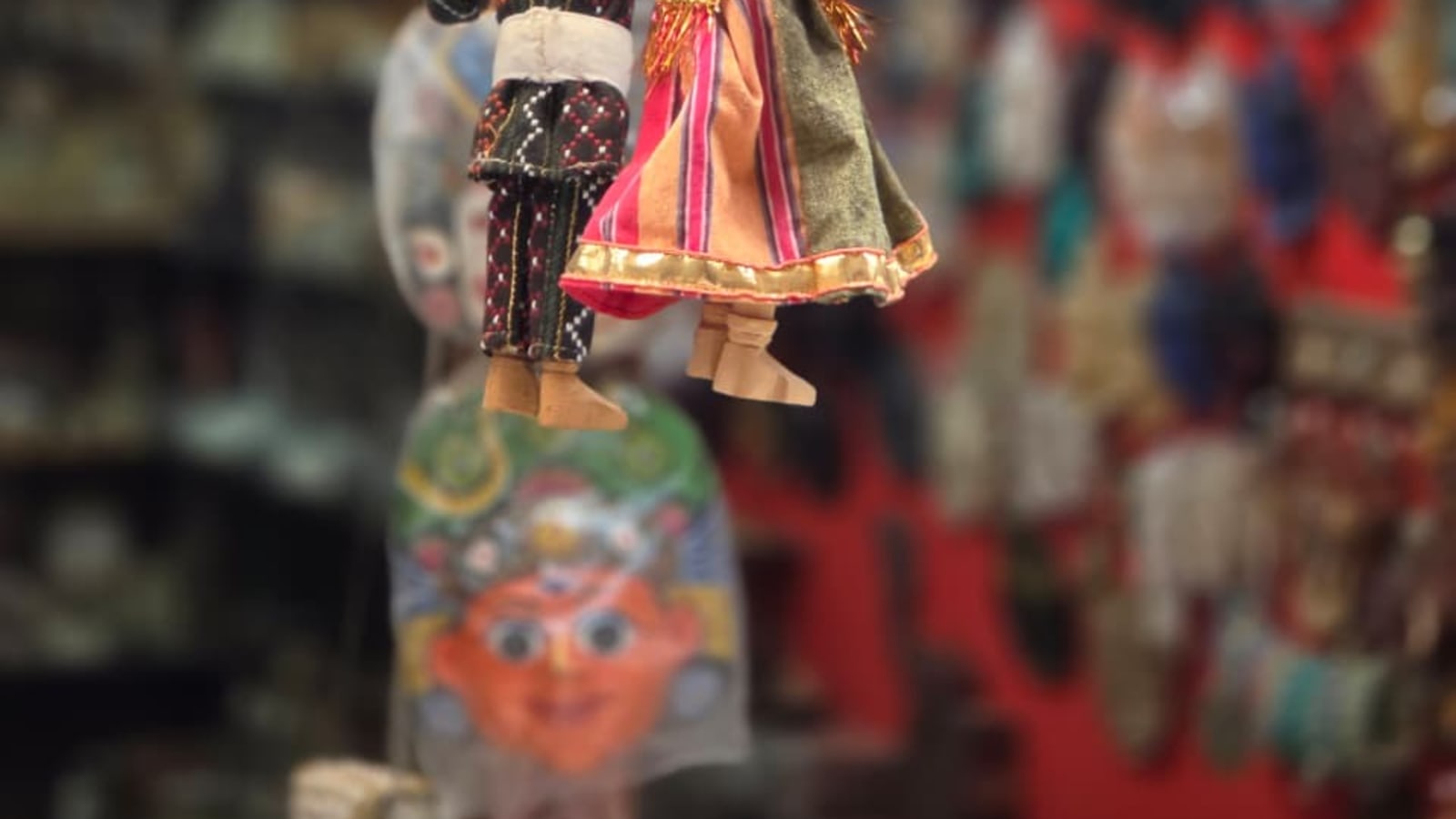 Half Day Walking Tour Through Kathmandu's Market Alleys: Threads of the Old City