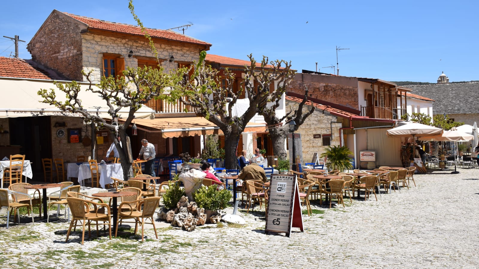 7-Hour Troodos Mountains Winery Tour with Omodos and Koilani