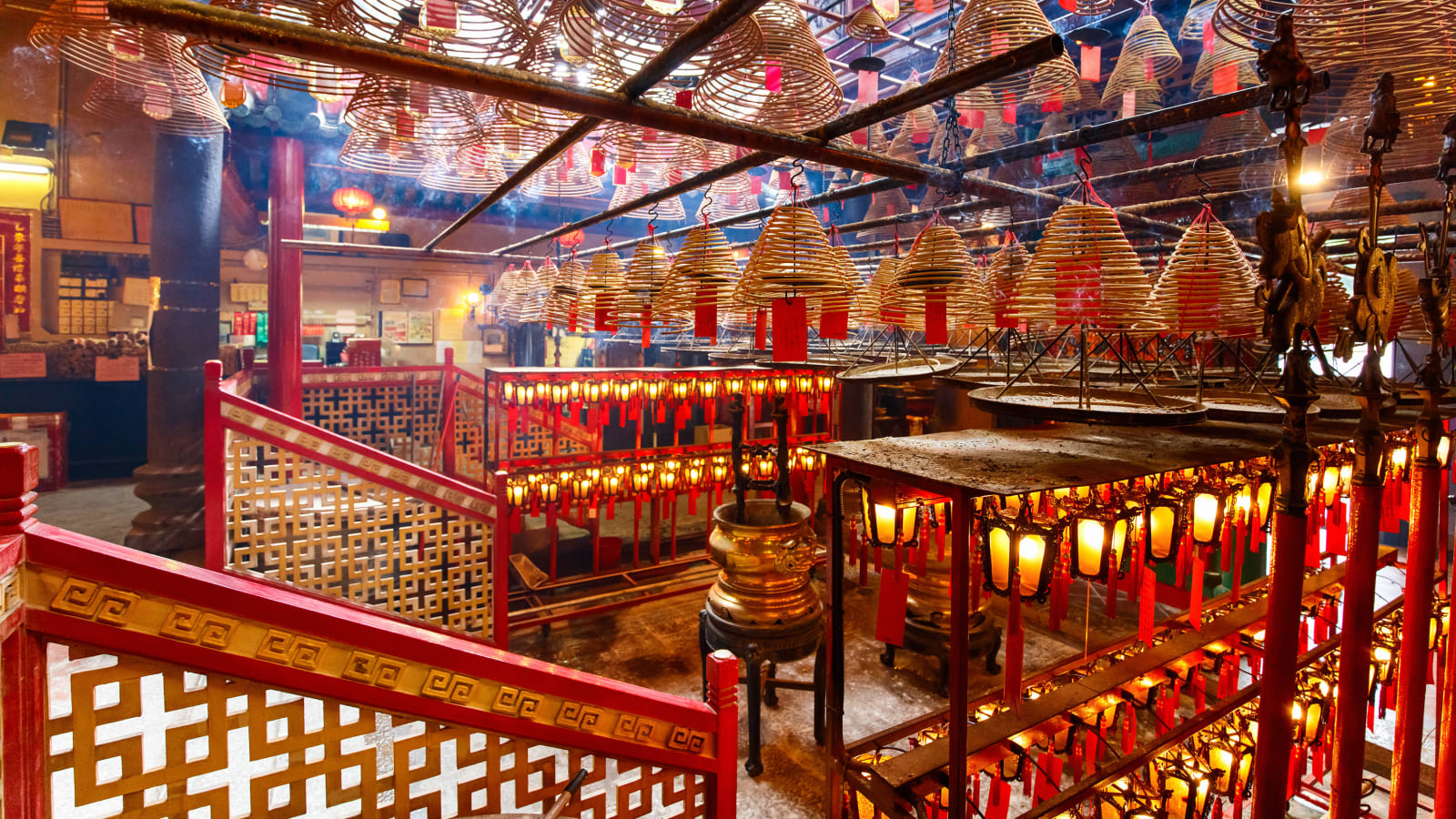 2-Hour Private Walking Tour of Hong Kong Central and Mid-Levels