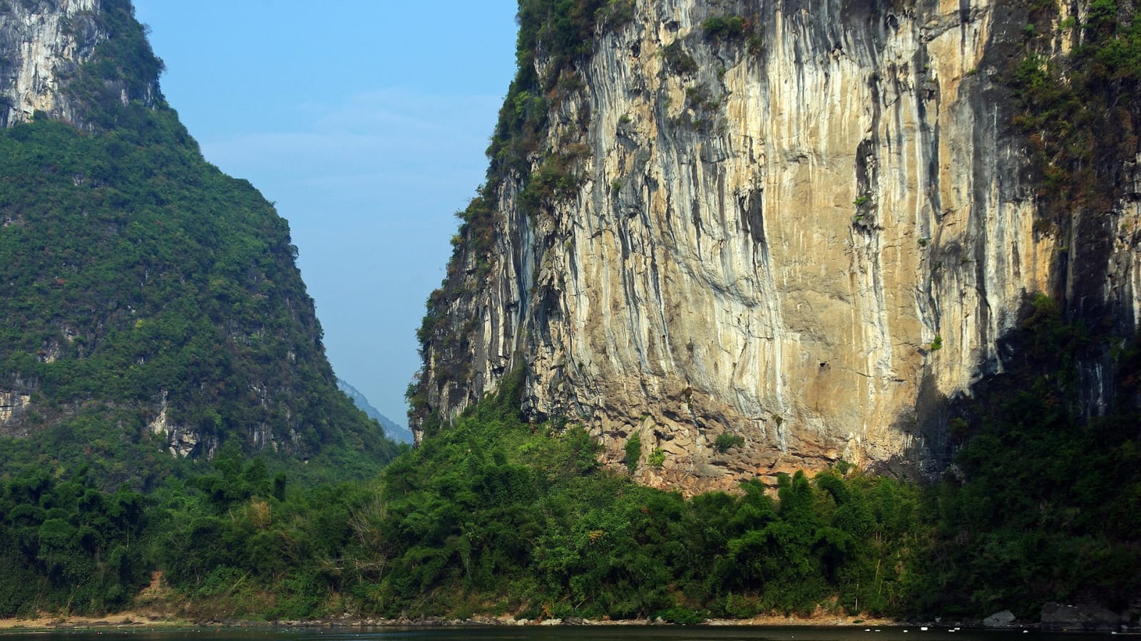 7-Day Chiapas Tour with Sumidero Canyon, Palenque and Montebello