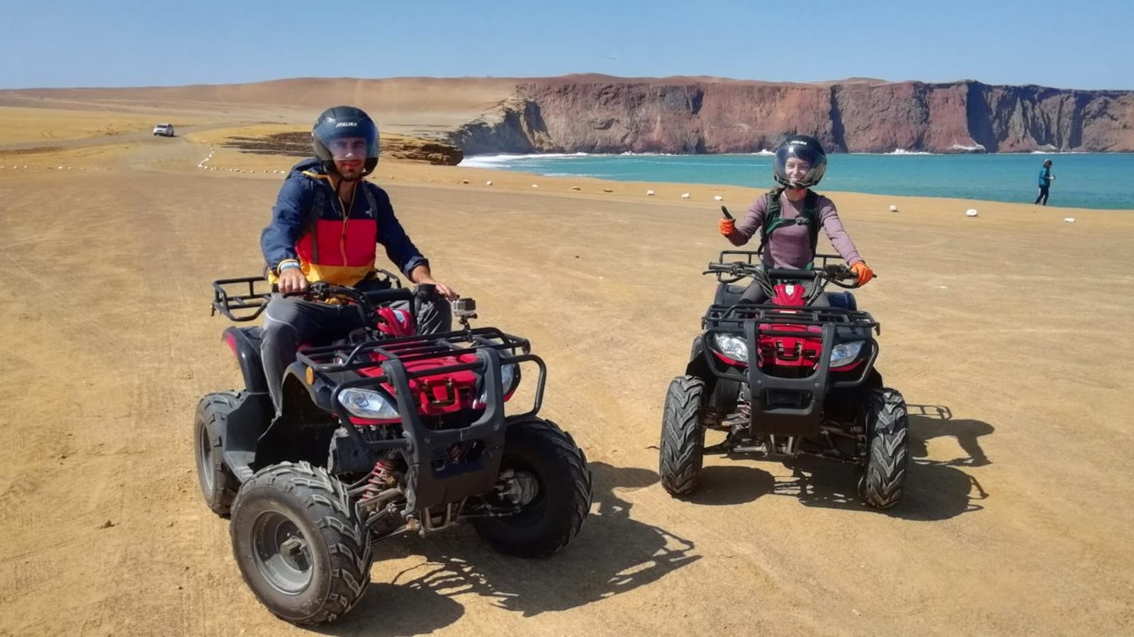 Tour de 2 Horas en Cuatrimoto por Paracas con Playa Roja