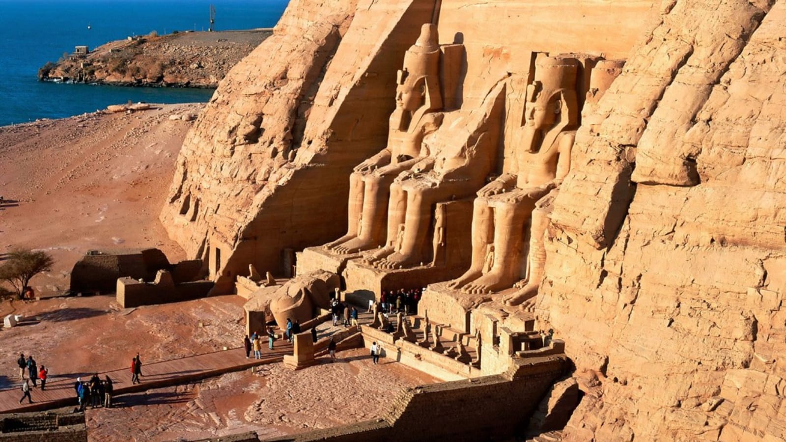 16-Hour Abu Simbel Tour from Luxor with UNESCO Nubian Monuments
