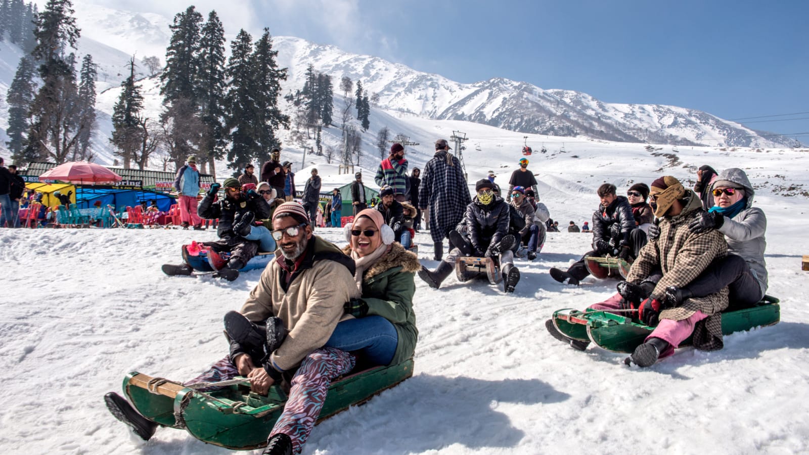 7-Day Kashmir Tour with Dal Lake, Gulmarg Gondola and Sonamarg