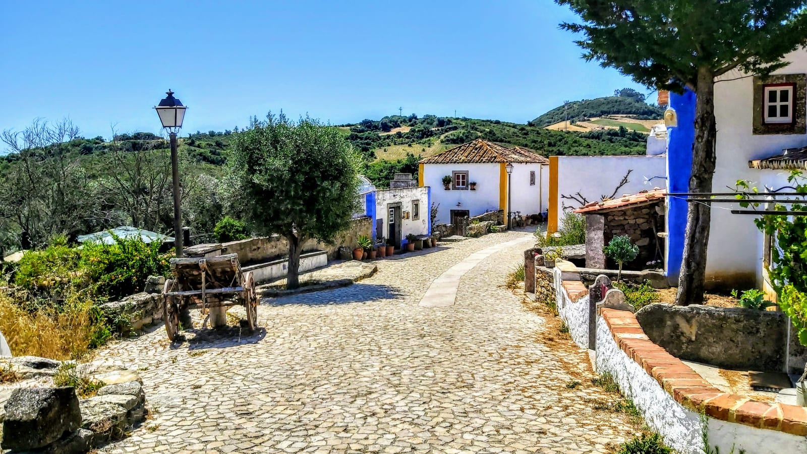 8-Hour Sintra Village-Hopping Tour through Traditional Portuguese Villages