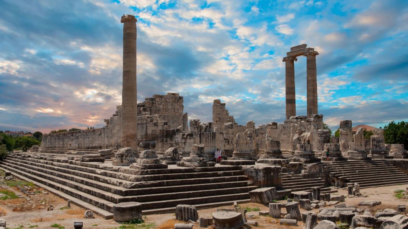 8-Hour Ancient Corinth Sightseeing Tour with Acrocorinth and Heraion