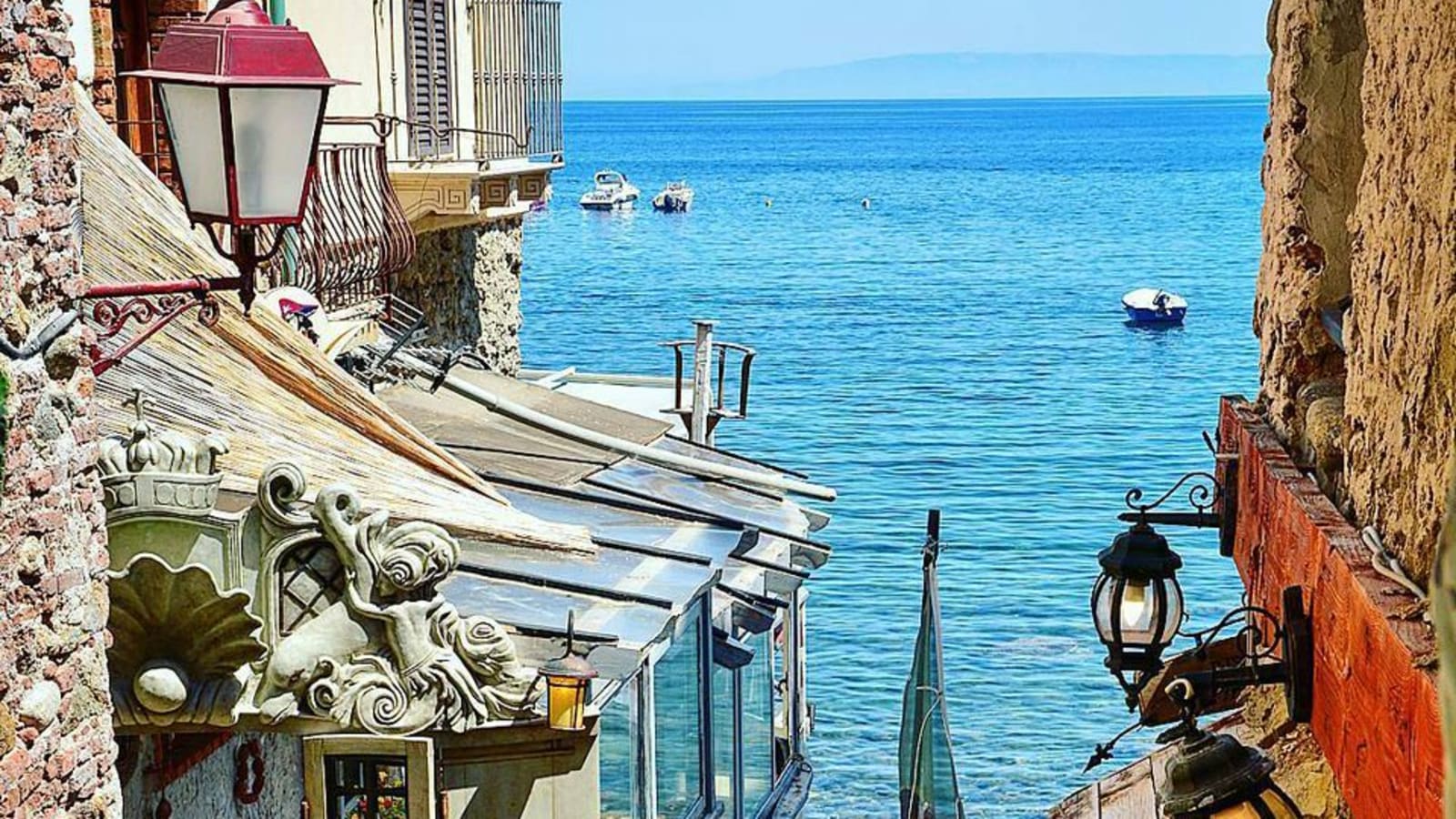 6-Hour Scilla and Reggio Calabria Tour with Riace Bronzes