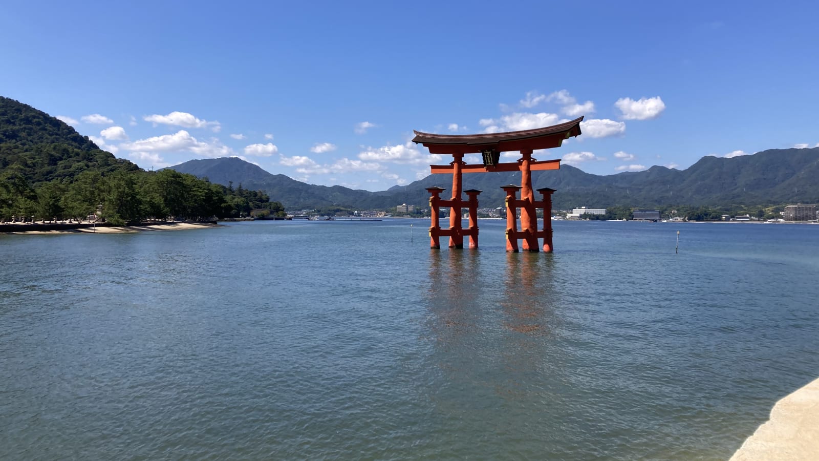 6-Hour Hiroshima and Miyajima Private Tour with Mt. Misen and Okonomiyaki