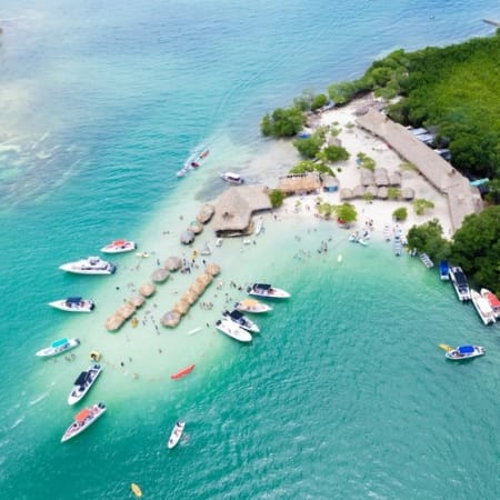 8-Hour Rosario Islands Snorkeling Tour from Cartagena with Plankton