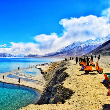 8-Day Kashmir and Ladakh Adventure Tour with Pangong and Nubra