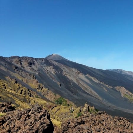 7-Hour Mount Etna Trek and Wine Tasting from Catania