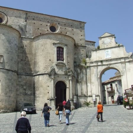 7-Day Calabria Cultural Tour with Tropea, Gerace and Aspromonte