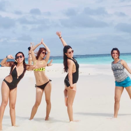 5-Hour Maldives Boat Tour with Sandbank, Himmafushi and Snorkeling