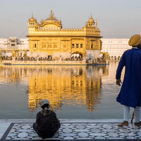 2-Day Amritsar Train Tour from Delhi with Wagah Border Ceremony