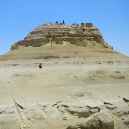 12-Hour Fayoum Oasis Tour from Cairo with Wadi El-Hitan and Sandboarding
