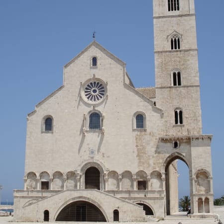 3-Hour Trani Walking Tour with Castle, Cathedral and Focaccia