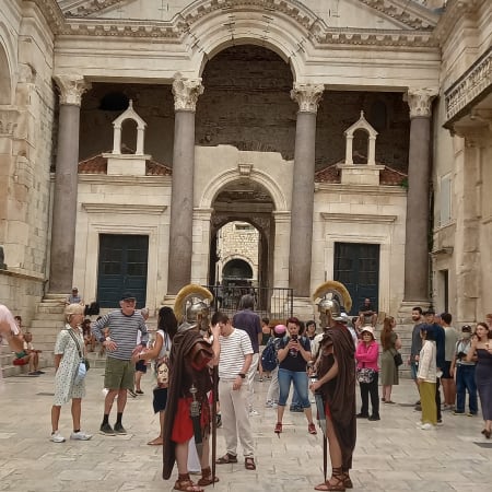 2-Hour Split Walking Tour with Diocletian's Palace and Riva