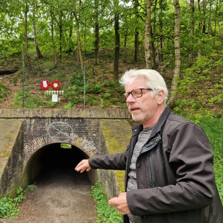 6-Hour Battle of Arnhem Car Tour with Eyewitness Stories
