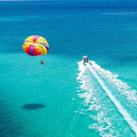 3-Hour Parasailing Adventure in Hurghada over the Red Sea