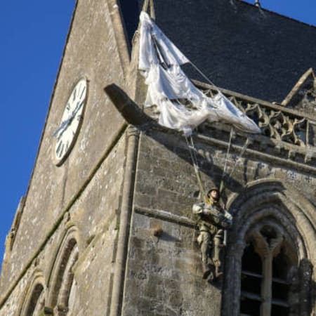 Full-Day Private Normandy Landing Beaches Tour from Bayeux