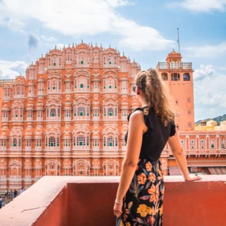 5-Day Golden Triangle and Ranthambore Tiger Safari from Delhi