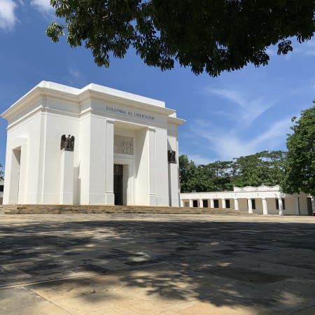 5-Hour Santa Marta City Tour with Museum, Cathedral and Beaches