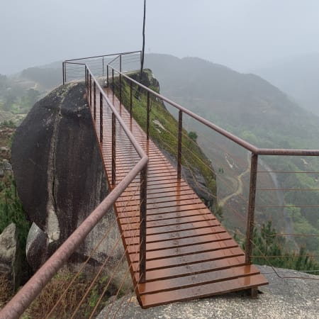 8-Hour Peneda-Gerês National Park Tour from Guimarães with Fafião