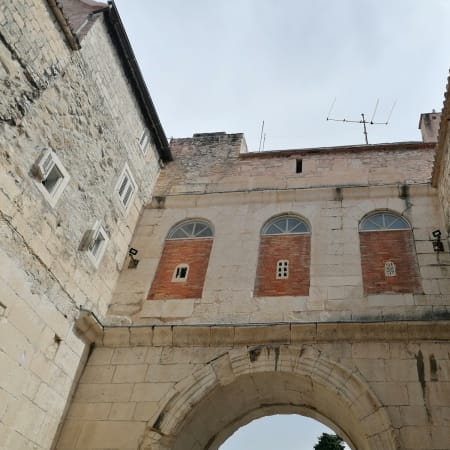 2-Hour Split Walking Tour of Diocletian's Palace and Old Town
