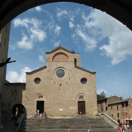 3-Hour Private Walking Tour of San Gimignano with Medieval Churches