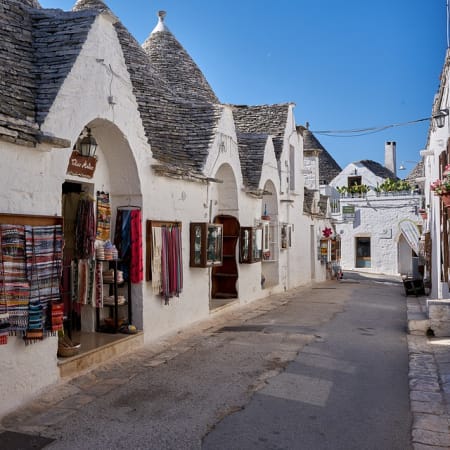 5-Day Bari and Matera Tour with Castel del Monte and Alberobello