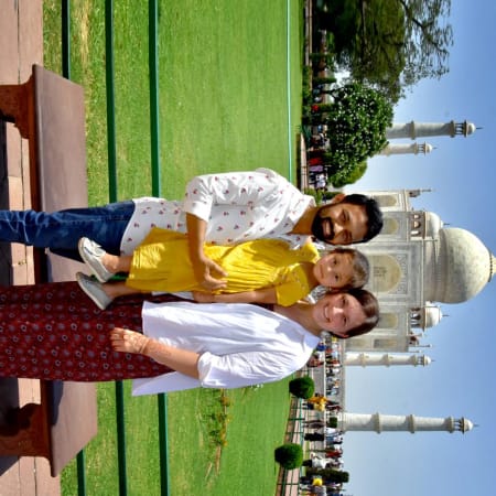 5-Hour Private Taj Mahal and Agra Fort Tour with Entry Tickets