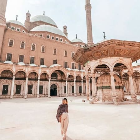 2-Day Cairo and Giza Sightseeing Tour with Saqqara and Dahshur