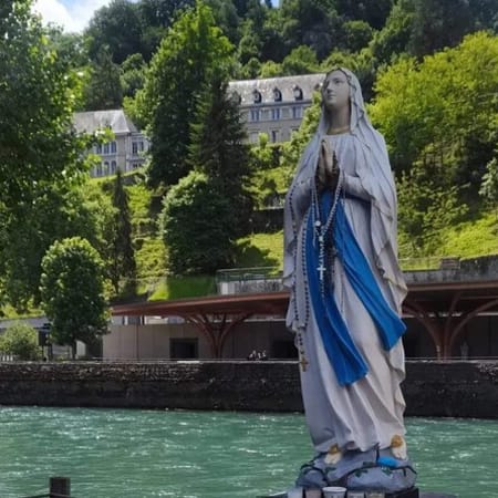 5-Hour Lourdes Tour Following the Life of Saint Bernadette