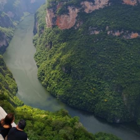 3-Day Chiapas Highlights Tour with Sumidero Canyon and Montebello