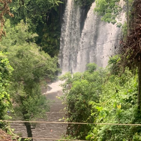 8-Hour Phnom Kulen Tour with 1000 Lingas and Waterfall