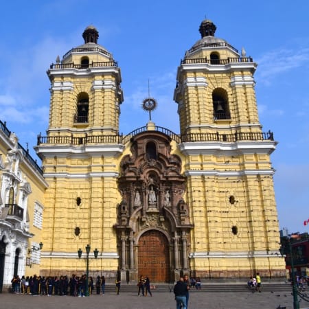 4-Hour Lima City Tour with San Francisco Catacombs and Ocean Views
