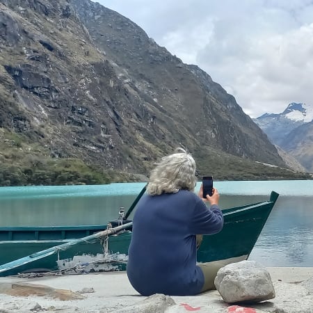 1-Day Lake 69 and Llanganuco Lakes Hiking Tour from Huaraz