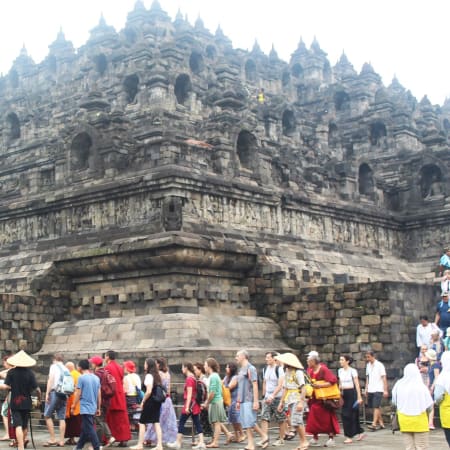 12-Hour Java Temples Tour with Borobudur, Merapi and Prambanan