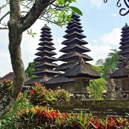 Full-Day Bali Sightseeing Tour with Lovina Beach Dolphin Spotting