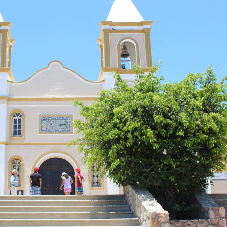 5-Hour Cabo San Lucas and San José del Cabo Tour with Tequila Tasting