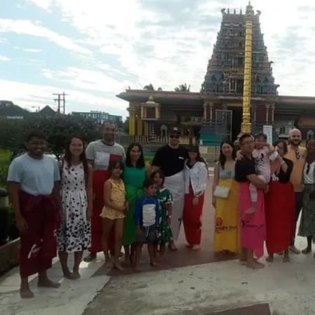 6-Hour Nadi Cultural and Nature Tour with Temple and Mud Pool
