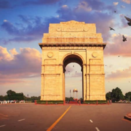 13-Day Golden Triangle Tour with Shimla and Manali in North India